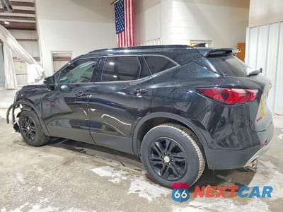 Drugie zdjęcie samochodu z przodu: 2020 CHEVROLET BLAZER 2LT VIN:3GNKBCRS8LS723009 - miniatura