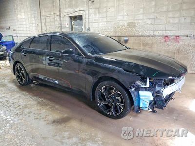 Czwarte zdjęcie samochodu z boku: 2025 KIA K5 GT-LINE VIN:KNAG64J77S5392753 - miniatura