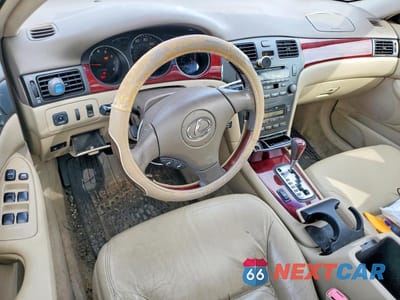 Zdjęcie 8 z 12 samochodu: 2004 LEXUS ES 330 BASE VIN:JTHBA30G345023140 - miniatura