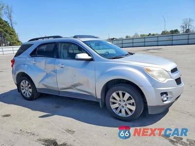 Czwarte zdjęcie samochodu z boku: 2010 CHEV EQUINOX LT VIN:2CNALPEW7A6372893 - miniatura