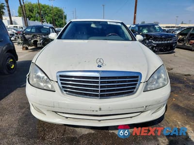 Piąte zdjęcie samochodu w środku: 2007 MERCEDES-BENZ S 550 VIN:WDDNG71XX7A045852 - miniatura