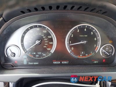 Zdjęcie 9 z 13 samochodu: 2015 BMW X5 XDRIVE35I VIN:5UXKR0C58F0P07182 - miniatura