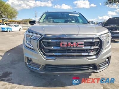 Piąte zdjęcie samochodu w środku: 2024 GMC TERRAIN AT4 VIN:3GKALYEG6RL282200 - miniatura