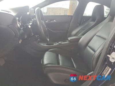 Zdjęcie 7 z 11 samochodu: 2018 MERCEDES-BENZ CLA 250 VIN:WDDSJ4EB2JN528995 - miniatura