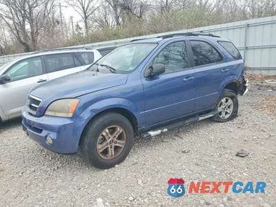 2005 KIA SORENTO LX KNDJC733455489233 - główne zdjęcie licytacji z USA - miniatura