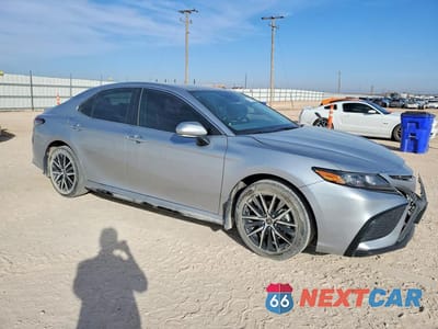 Czwarte zdjęcie samochodu z boku: 2024 TOYOTA CAMRY SE VIN:4T1T11AK4RU894991 - miniatura