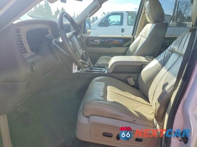 Zdjęcie 7 z 13 samochodu: 2015 LINCOLN NAVIGATOR VIN:5LMJJ2HT2FEJ02416 - miniatura
