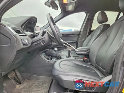 Zdjęcie 7 z 13 samochodu: 2018 BMW X1 SDRIVE28I VIN:WBXHU7C34J5H45172 - miniatura