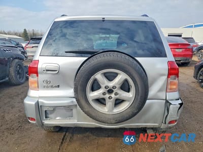 Zdjęcie 6 z 12 samochodu: 2002 TOYOTA RAV4 VIN:JTEHH20V926041774 - miniatura