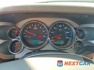 Zdjęcie 9 z 13 samochodu: 2008 GMC SIERRA C1500 VIN:1GTEC14C18Z204675 - miniatura