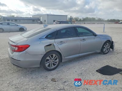 Trzecie zdjęcie samochodu z tyłu: 2019 HONDA ACCORD LX VIN:1HGCV1F16KA025777 - miniatura