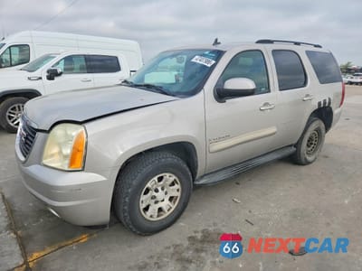 2007 GMC YUKON 1GKFK13057J272137 - główne zdjęcie licytacji z USA - miniatura