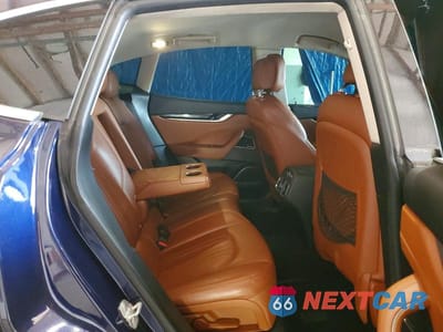 Zdjęcie 11 z 13 samochodu: 2017 MASERATI LEVANTE VIN:ZN661XUA3HX222620 - miniatura