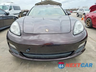 Piąte zdjęcie samochodu w środku: 2013 PORSCHE PANAMERA S VIN:WP0AB2A76DL060231 - miniatura