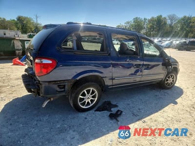 Trzecie zdjęcie samochodu z tyłu: 2002 CHRYSLER TOWN & COUNTRY LIMITED VIN:2C8GP64L12R670620 - miniatura