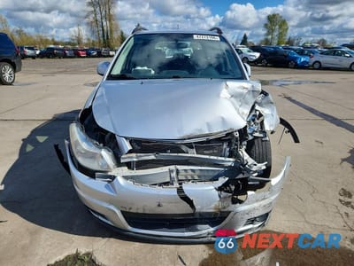 Piąte zdjęcie samochodu w środku: 2010 SUZUKI SX4 VIN:JS2YB5A3XA6300829 - miniatura
