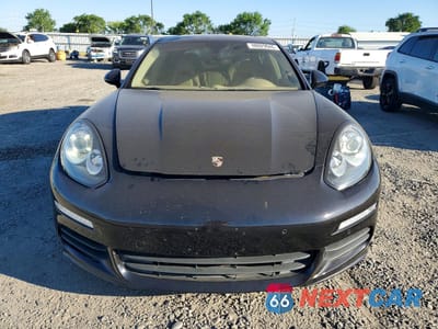 Piąte zdjęcie samochodu w środku: 2014 PORSCHE PANAMERA S HYBRID VIN:WP0AD2A77EL044535 - miniatura