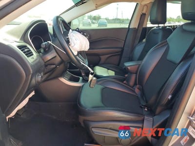 Zdjęcie 7 z 11 samochodu: 2020 JEEP COMPASS LATITUDE VIN:3C4NJCBB7LT258008 - miniatura