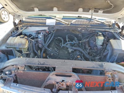 Zdjęcie 12 z 13 samochodu: 2001 CHEVROLET SUBURBAN K1500 VIN:1GNFK16T01J228935 - miniatura