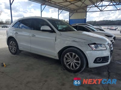 Czwarte zdjęcie samochodu z boku: 2015 AUDI Q5 PREMIUM PLUS VIN:WA1LFAFP3FA077433 - miniatura