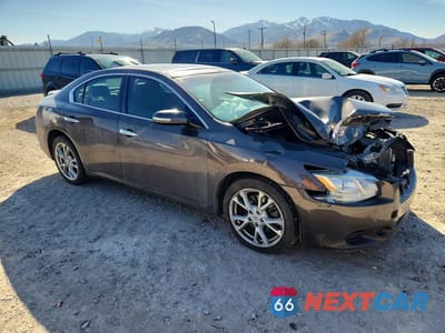 Czwarte zdjęcie samochodu z boku: 2014 NISSAN MAXIMA 3.5 SV VIN:1N4AA5AP5EC492479 - miniatura