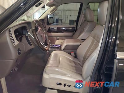 Zdjęcie 7 z 13 samochodu: 2015 LINCOLN NAVIGATOR L VIN:5LMJJ3JT2FEJ07616 - miniatura