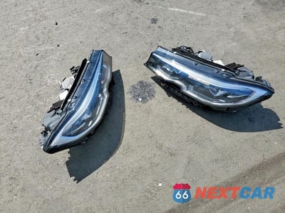 Zdjęcie 12 z 13 samochodu: 2021 BMW 330I VIN:3MW5R1J03M8B80776 - miniatura