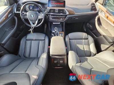 Zdjęcie 8 z 13 samochodu: 2019 BMW X3 SDRIVE30I VIN:5UXTR7C51KLR43775 - miniatura