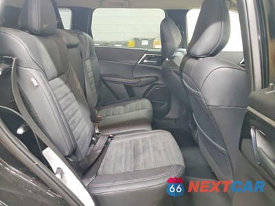 Zdjęcie 11 z 12 samochodu: 2025 MITSUBISHI OUTLANDER SE VIN:JA4J3VA82SZ044300 - miniatura