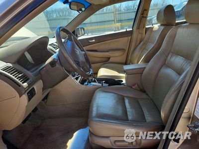 Zdjęcie 7 z 12 samochodu: 2006 HONDA ACCORD EX VIN:1HGCM56806A115892 - miniatura