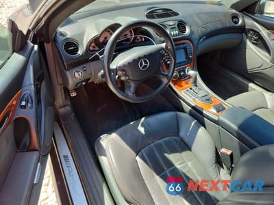 Zdjęcie 8 z 13 samochodu: 2003 MERCEDES-BENZ SL 55 AMG VIN:WDBSK74F13F033874 - miniatura