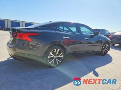 Trzecie zdjęcie samochodu z tyłu: 2016 NISSAN MAXIMA 3.5 S VIN:1N4AA6AP1GC396003 - miniatura
