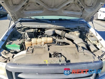 Zdjęcie 12 z 13 samochodu: 2003 FORD F250 SUPER DUTY VIN:3FTNF20L13MB32499 - miniatura