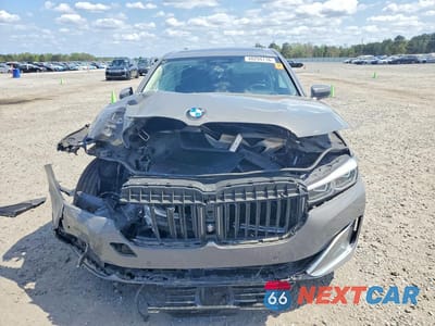 Piąte zdjęcie samochodu w środku: 2020 BMW 740 I VIN:WBA7T2C0XLCD75734 - miniatura