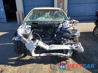 Piąte zdjęcie samochodu w środku: 2016 TOYOTA CAMRY SE VIN:4T1BF1FK0GU121471 - miniatura