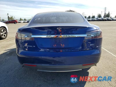 Zdjęcie 6 z 11 samochodu: 2015 TESLA MODEL S VIN:5YJSA1E2XFF120162 - miniatura
