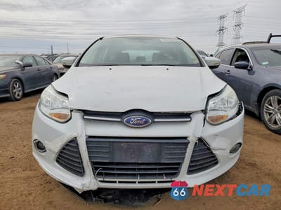 Piąte zdjęcie samochodu w środku: 2013 FORD FOCUS SE VIN:1FADP3K23DL260951 - miniatura