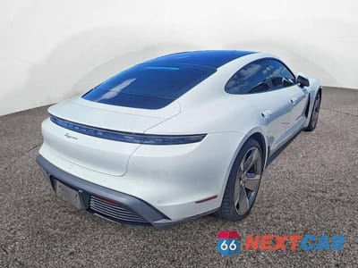 Czwarte zdjęcie samochodu z boku: 2021 PORSCHE TAYCAN VIN:WP0AA2Y16MSA18753 - miniatura