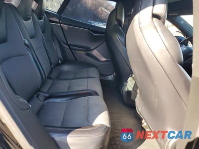 Zdjęcie 10 z 12 samochodu: 2018 TESLA MODEL S VIN:5YJSA1E26JF266678 - miniatura