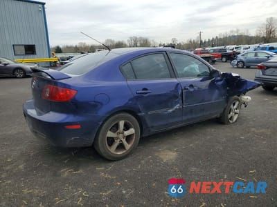 Trzecie zdjęcie samochodu z tyłu: 2005 MAZDA 3 I VIN:JM1BK12FX51349632 - miniatura