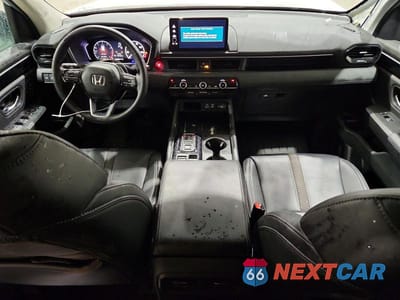 Zdjęcie 8 z 13 samochodu: 2025 HONDA PILOT TOURING VIN:5FNYG1H71SB136700 - miniatura