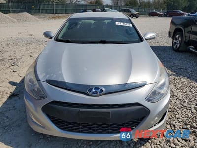Piąte zdjęcie samochodu w środku: 2015 HYUNDAI SONATA HYBRID BASE VIN:KMHEC4A40FA134186 - miniatura