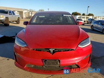 Piąte zdjęcie samochodu w środku: 2023 TESLA MODEL X VIN:7SAXCAE52PF378125 - miniatura