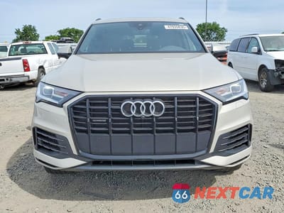 Piąte zdjęcie samochodu w środku: 2020 AUDI Q7 PREMIUM PLUS VIN:WA1LXAF73LD011939 - miniatura