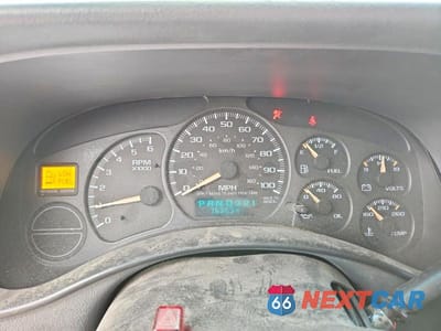 Zdjęcie 9 z 13 samochodu: 2002 CHEVROLET TAHOE C1500 VIN:1GNEC13V22R181571 - miniatura