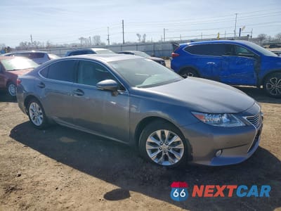 Czwarte zdjęcie samochodu z boku: 2013 LEXUS ES 300H BASE VIN:JTHBW1GG4D2020891 - miniatura