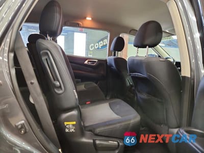 Zdjęcie 11 z 13 samochodu: 2019 NISSAN PATHFINDER SV VIN:5N1DR2MM6KC598754 - miniatura