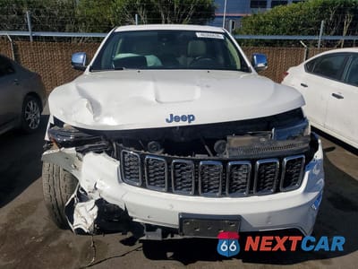 Piąte zdjęcie samochodu w środku: 2018 JEEP GRAND CHEROKEE LIMITED VIN:1C4RJEBG3JC145108 - miniatura