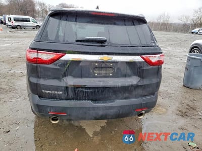 Zdjęcie 6 z 13 samochodu: 2021 CHEVROLET TRAVERSE VIN:1GNERFKW9MJ182479 - miniatura