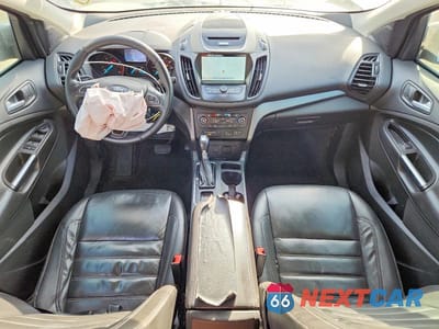Zdjęcie 8 z 13 samochodu: 2017 FORD ESCAPE SE VIN:1FMCU0GD1HUB56834 - miniatura
